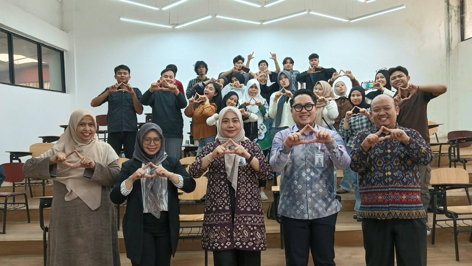 PEMBEKALAN PESERTA KKL PROGRAM STUDI MANAJEMEN KE BSI PUSAT